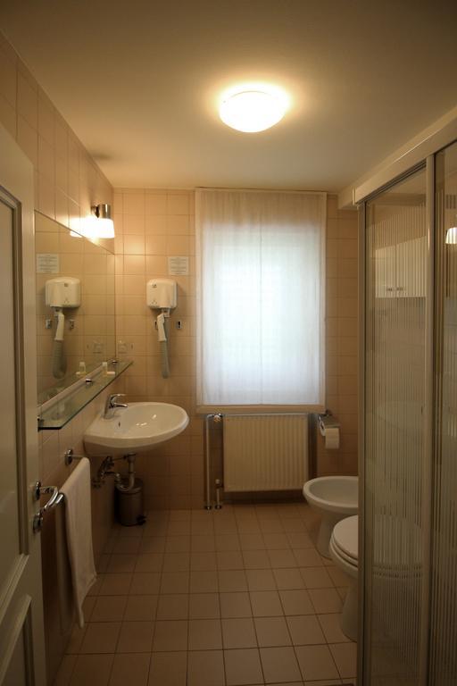 Apartments Villa Boltez Kranj Room photo